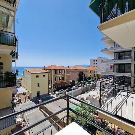 Appartement 50 Metri Dal Mare - Free Parking E A/c