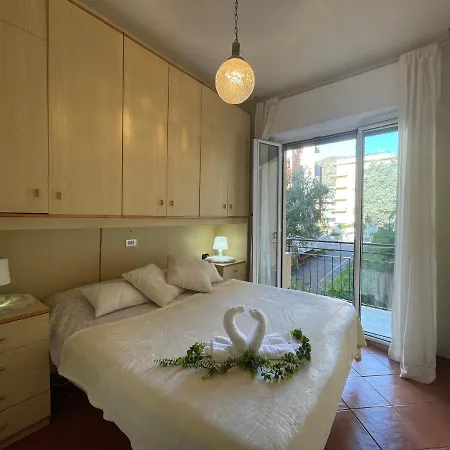 Appartement 50 Metri Dal Mare - Free Parking E A/c Pietra Ligure