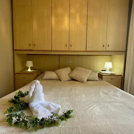 50 Metri Dal Mare - Free Parking E A/c Pietra Ligure