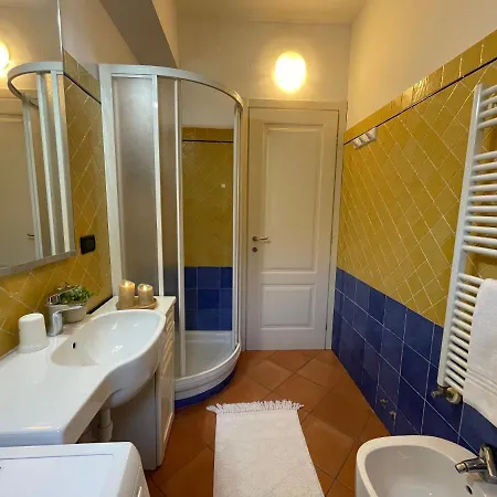 Daire 50 Metri Dal Mare - Free Parking E A/c Pietra Ligure