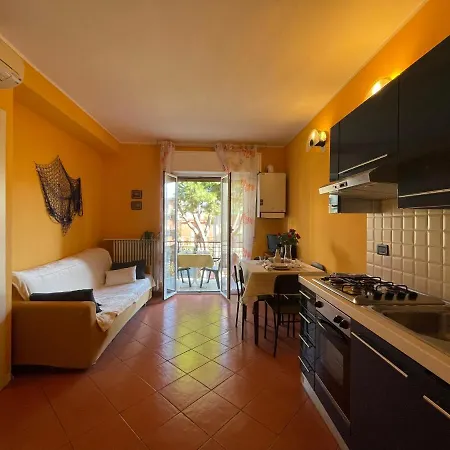 50 Metri Dal Mare - Free Parking E A/c * Pietra Ligure