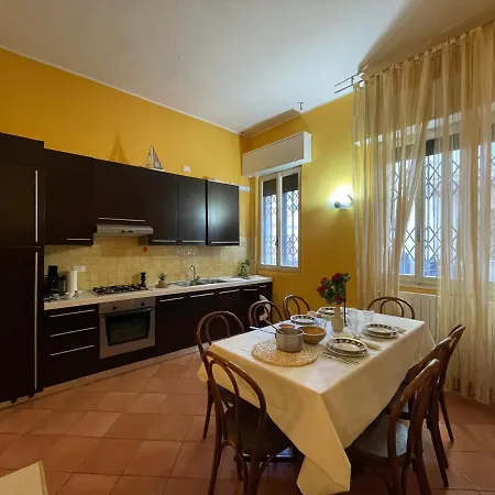 Appartement 50 Metri Dal Mare - Free Parking E A/c Pietra Ligure