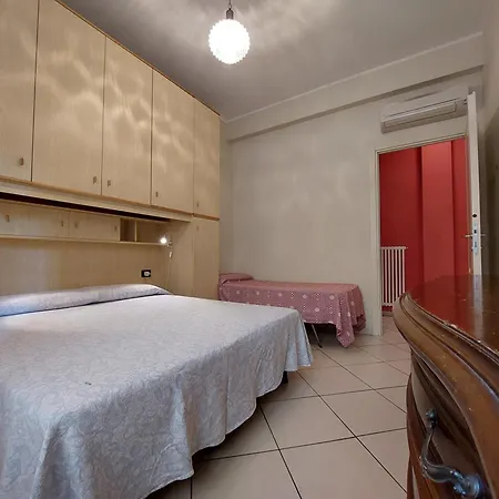 50 Metri Dal Mare - Free Parking E A/c * Pietra Ligure