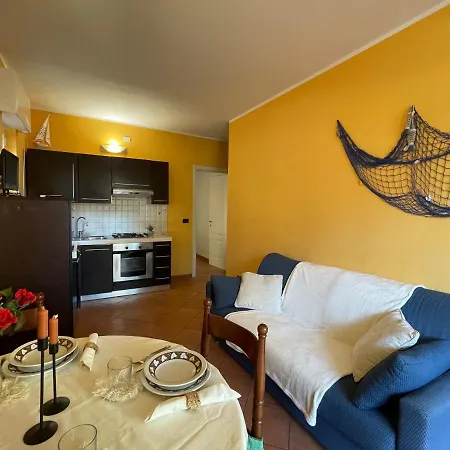 50 Metri Dal Mare - Free Parking E A/c Apartamento *
