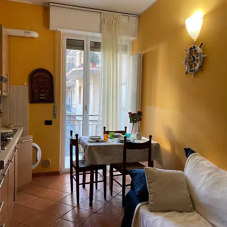 Apartment 50 Metri Dal Mare - Free Parking E A/c Pietra Ligure