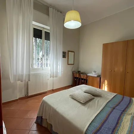 50 Metri Dal Mare - Free Parking E A/c Apartamento Pietra Ligure