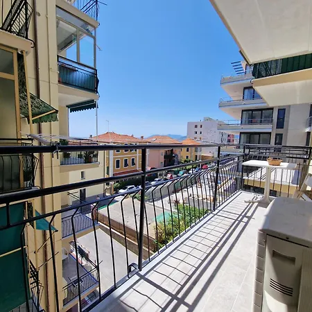 50 Metri Dal Mare - Free Parking E A/c Apartamento *