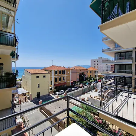 Apartamento 50 Metri Dal Mare - Free Parking E A/c