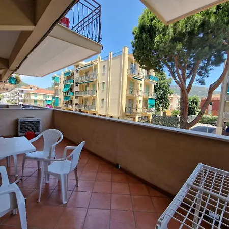 50 Metri Dal Mare - Free Parking E A/c * Pietra Ligure