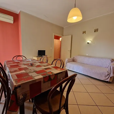 50 Metri Dal Mare - Free Parking E A/c Apartamento *