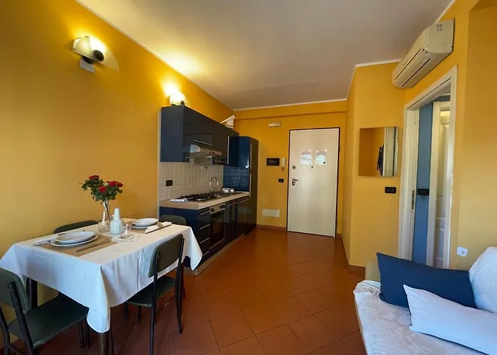 50 Metri Dal Mare - Free Parking E A/c * Pietra Ligure